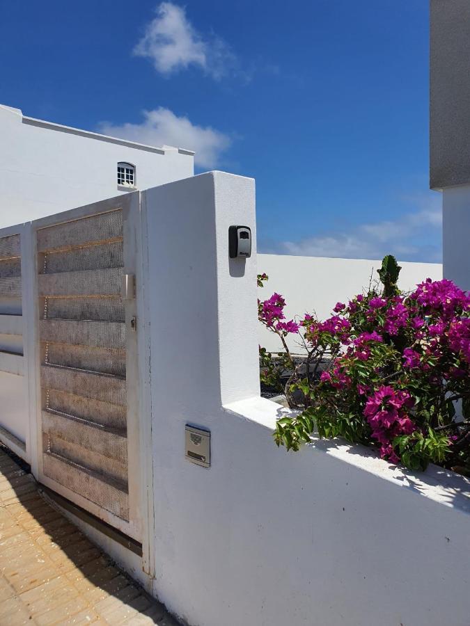 Apartamento Salema Punta Mujeres Exterior foto
